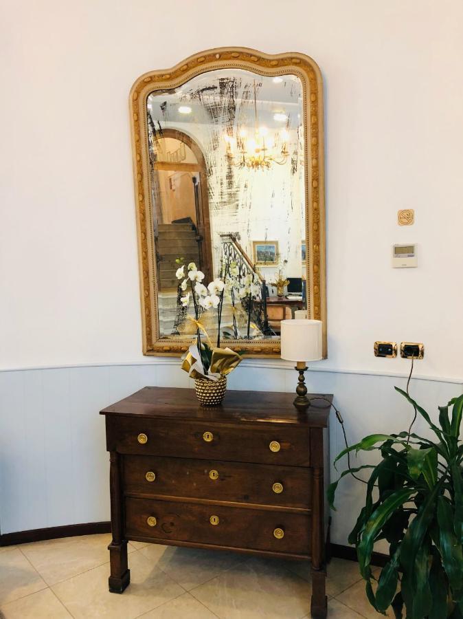 Hotel Eletto سانريمو المظهر الخارجي الصورة